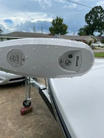 Slide: The Image of Blazer 675 Ultimate Bay 2021 - 4