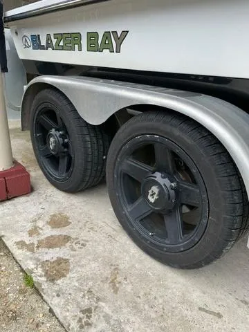 Slide: The Image of Blazer 675 Ultimate Bay 2021 - 7