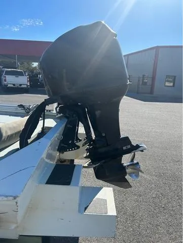 Slide: The Image of Triton 1860 CC 2006 - 5