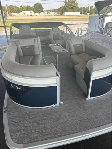 Slide: The Image of Bennington 24 LXSSB 2024 - 3