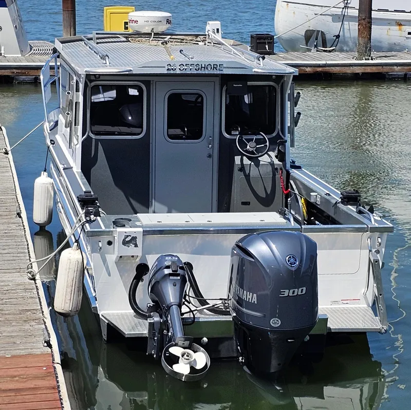 Slide: The Image of 2015 Duckworth 26’ Offshore boat docked with Yamaha 300 engine. - 5