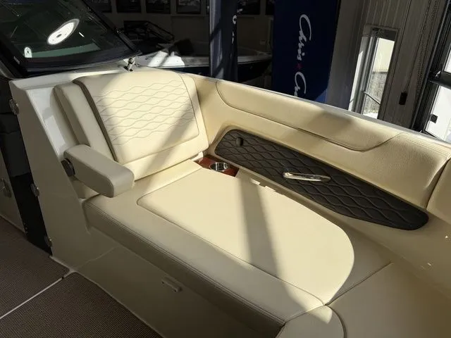 Slide: The Image of Chris-Craft Sportster 28 2025 - 35