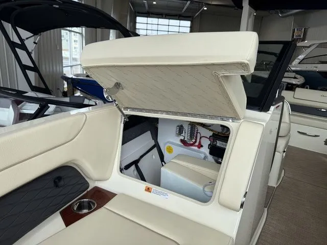 Slide: The Image of Chris-Craft Sportster 28 2025 - 41