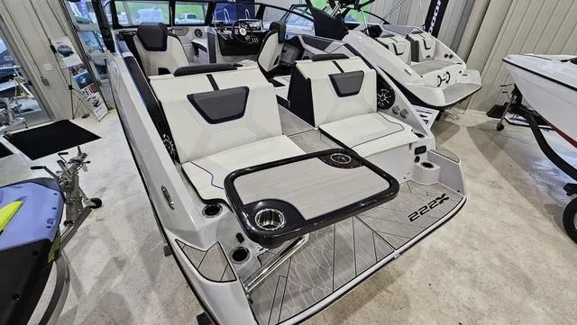 Slide: The Image of Yamaha 222XD 2023 - 5