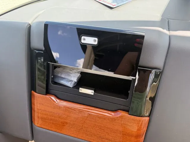 Slide: The Image of Chris-Craft Sportster 28 2025 - 10