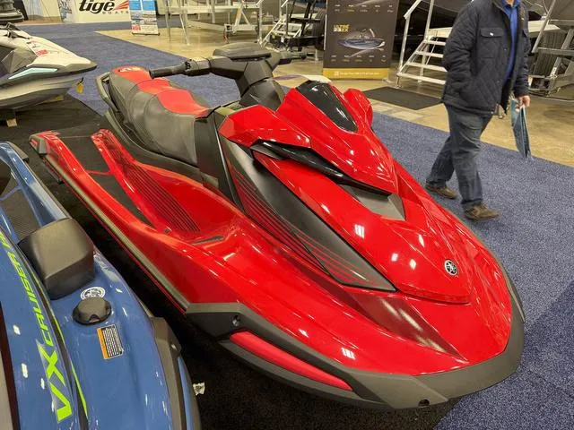 Slide: The Image of Yamaha VX Deluxe 2025 - 3