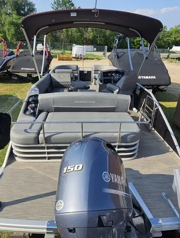 Slide: The Image of Bennington SX 23 Premium 2020 - 3