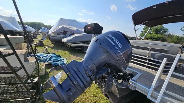 Slide: The Image of Bennington SX 23 Premium 2020 - 4