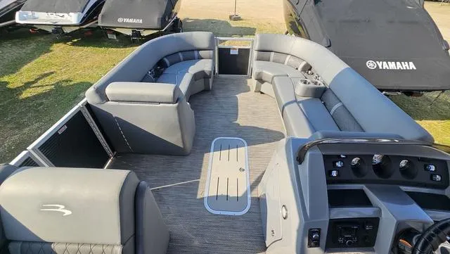 Slide: The Image of Bennington SX 23 Premium 2020 - 13