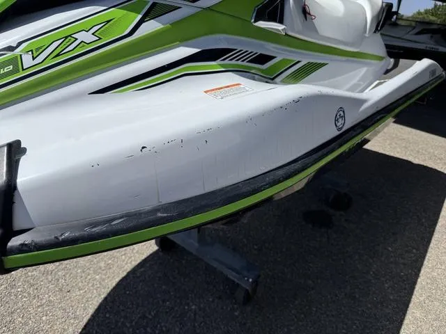 Slide: The Image of Yamaha VX 2018 - 23