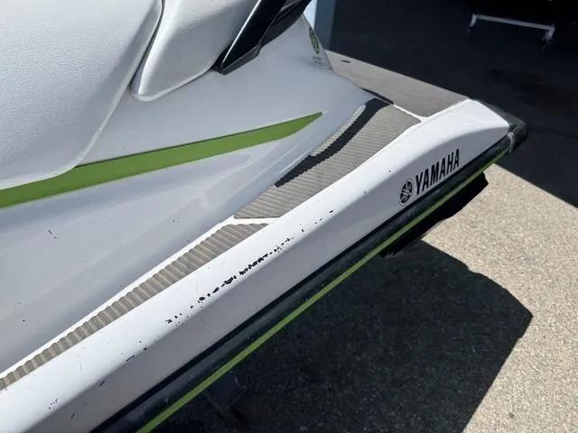 Slide: The Image of Yamaha VX 2018 - 25