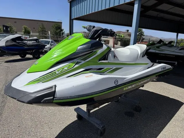 Slide: The Image of Yamaha VX 2018 - 5