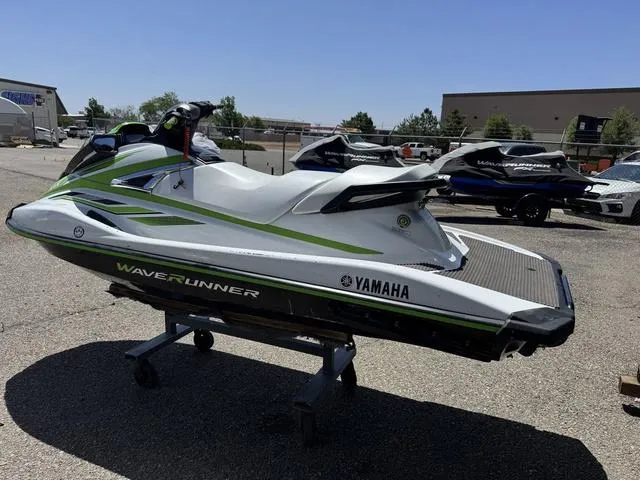 Slide: The Image of Yamaha VX 2018 - 8