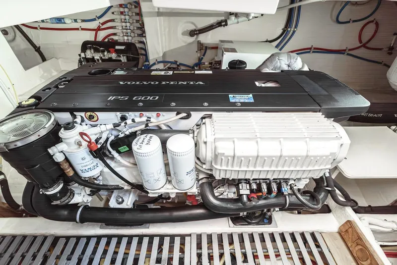 Slide: The Image of Volvo Penta IPS 600 engine in 2016 Tiara Yachts C44 Coupe. - 43