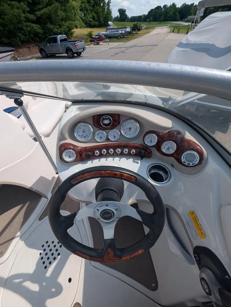 Slide: The Image of Tahoe Q7 2013 - 16