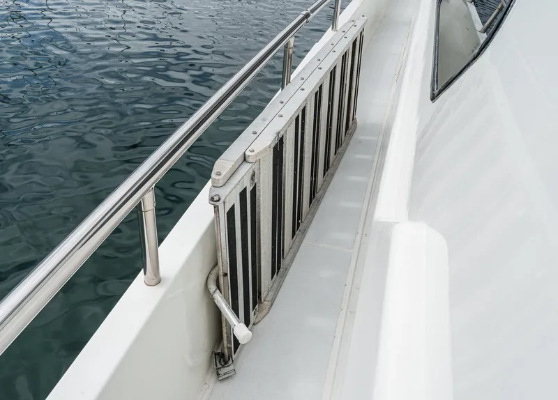 Slide: The Image of Horizon 70 Motor Yacht 1999 - 67