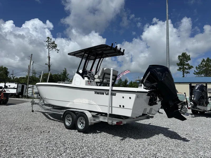 Slide: The Image of Twin Vee 22 BayCat 2026 - 2