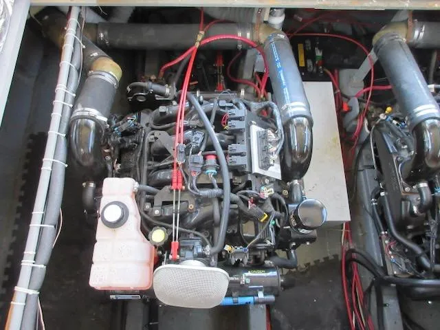 Slide: The Image of Tollycraft 37 1977 - 21