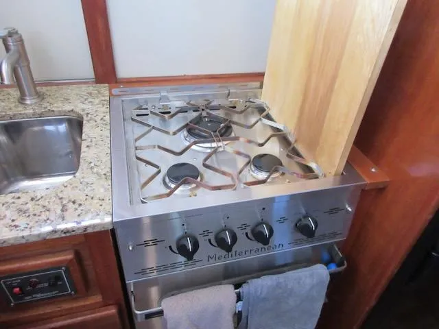 Slide: The Image of Tollycraft 37 1977 - 29