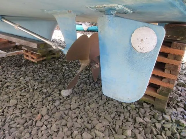 Slide: The Image of Tollycraft 37 Sports Fisher/Sedan 1977 - 5