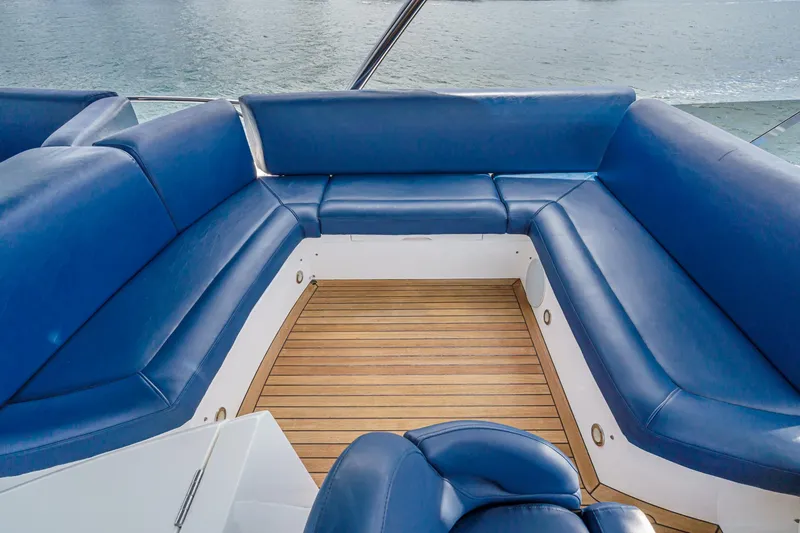 Slide: The Image of Sunseeker Manhattan 65 2017 - 50