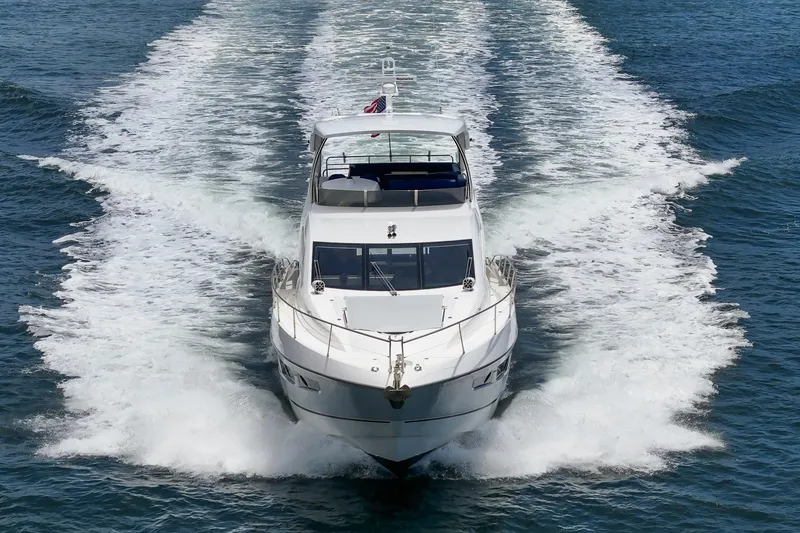 Slide: The Image of Sunseeker Manhattan 65 2017 - 68