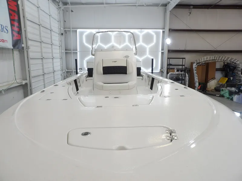 Slide: The Image of Tidewater 2110 Bay Max 2025 - 10