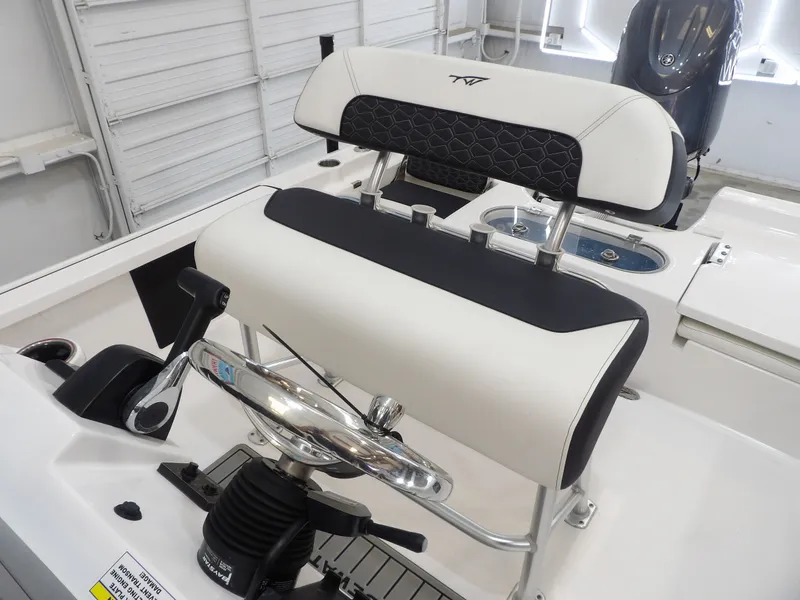 Slide: The Image of Tidewater 2110 Bay Max 2025 - 19