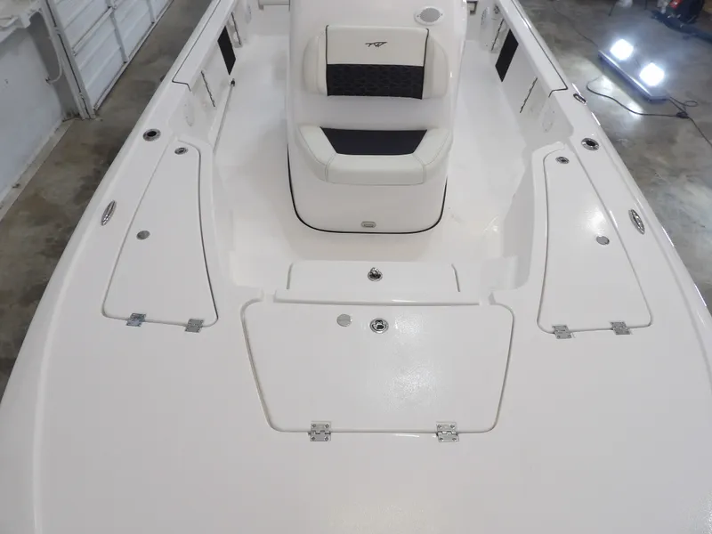 Slide: The Image of Tidewater 2110 Bay Max 2025 - 22