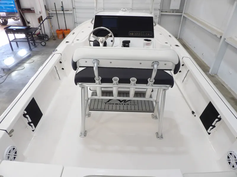 Slide: The Image of Tidewater 2110 Bay Max 2025 - 25