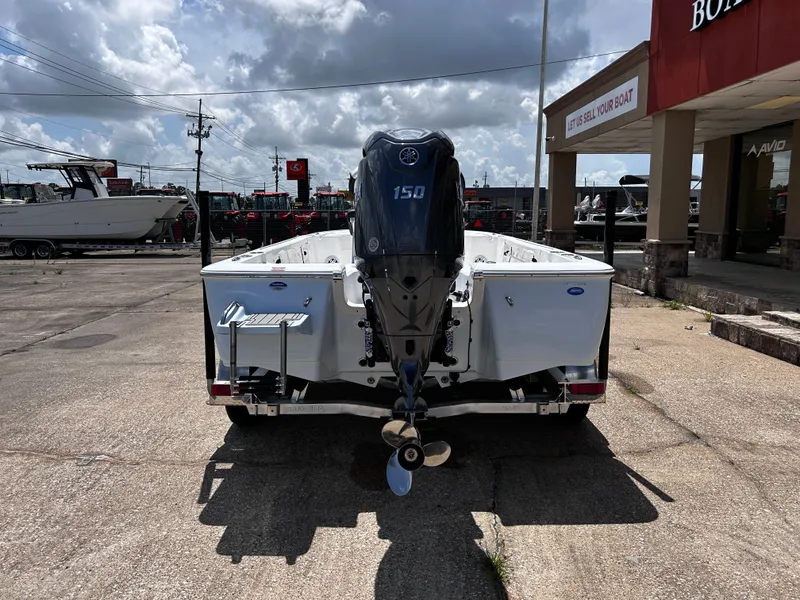 Slide: The Image of Tidewater 2110 Bay Max 2025 - 38