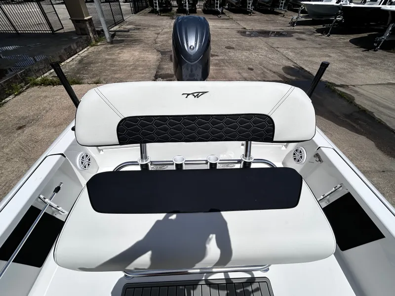 Slide: The Image of Tidewater 2110 Bay Max 2025 - 48