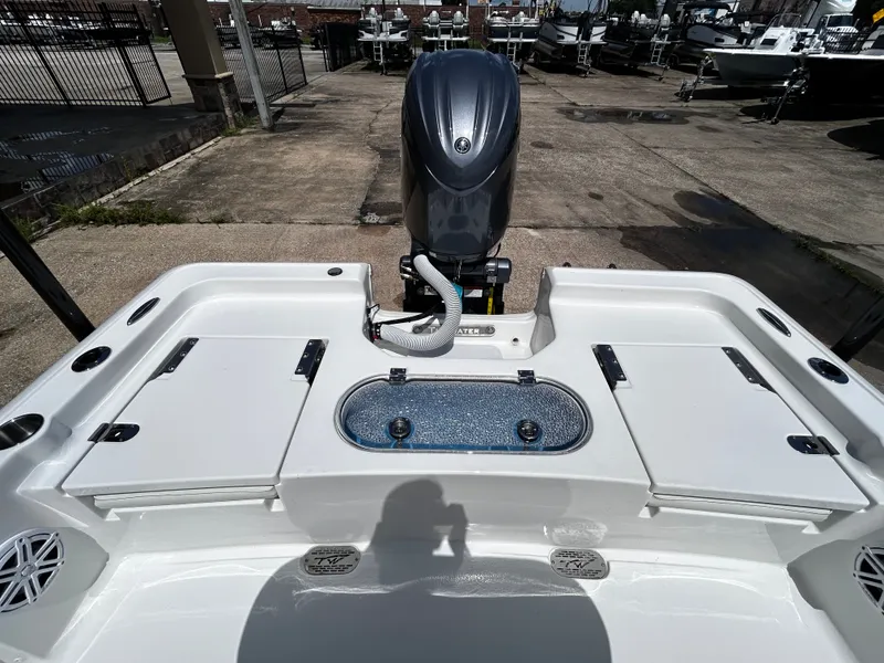 Slide: The Image of Tidewater 2110 Bay Max 2025 - 49