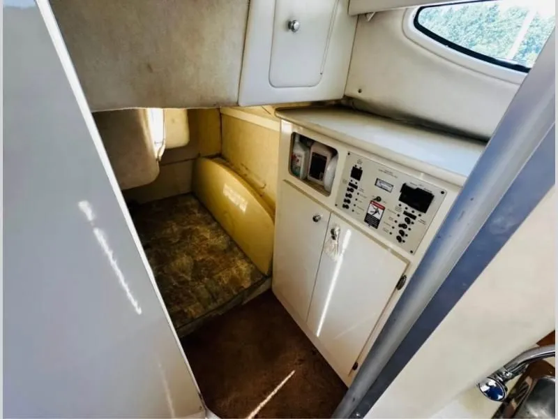 Slide: The Image of Bayliner 2855 2001 - 12