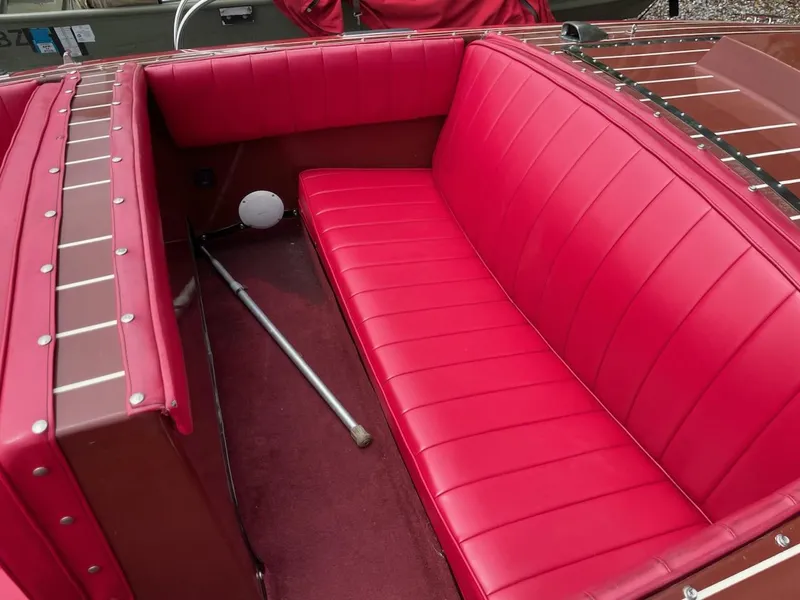 Slide: The Image of Red leather interior of a 2002 Alsberg Brothers Model 17 boat. - 5
