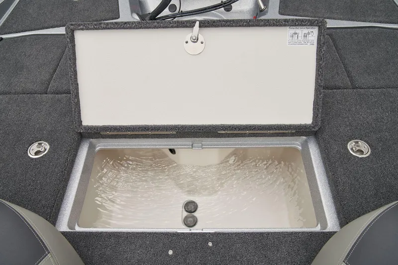 Slide: The Image of Ranger 212LS 2025 - 70