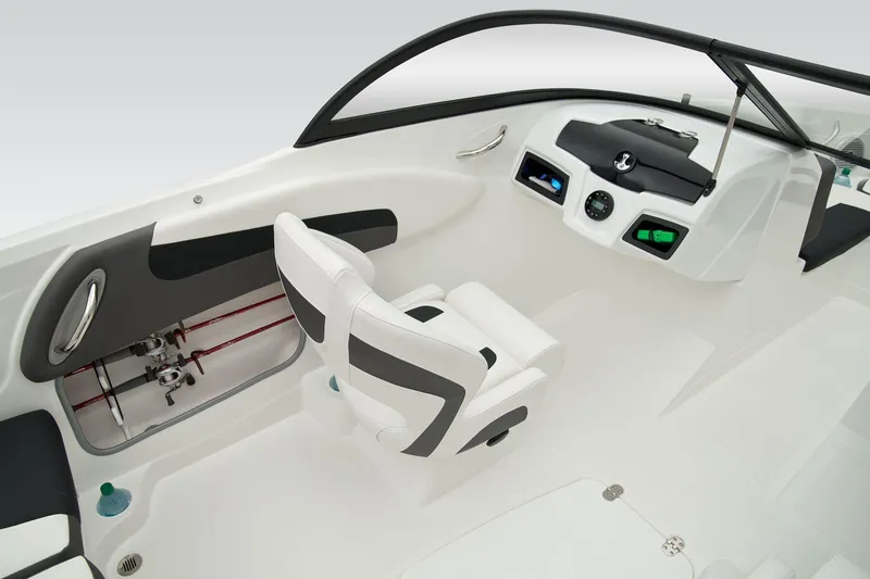 Slide: The Image of Tahoe 200 S 2025 - 45