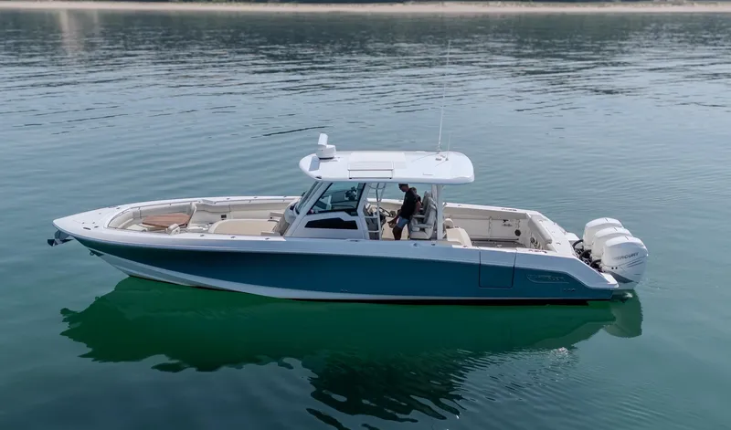 Slide: The Image of Boston Whaler 380 Outrage 2019 - 13
