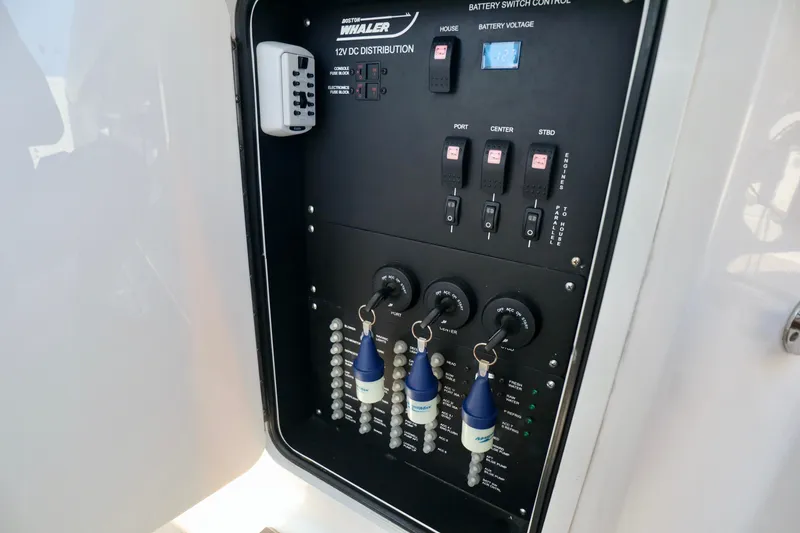 Slide: The Image of Boston Whaler 380 Outrage 2019 - 29