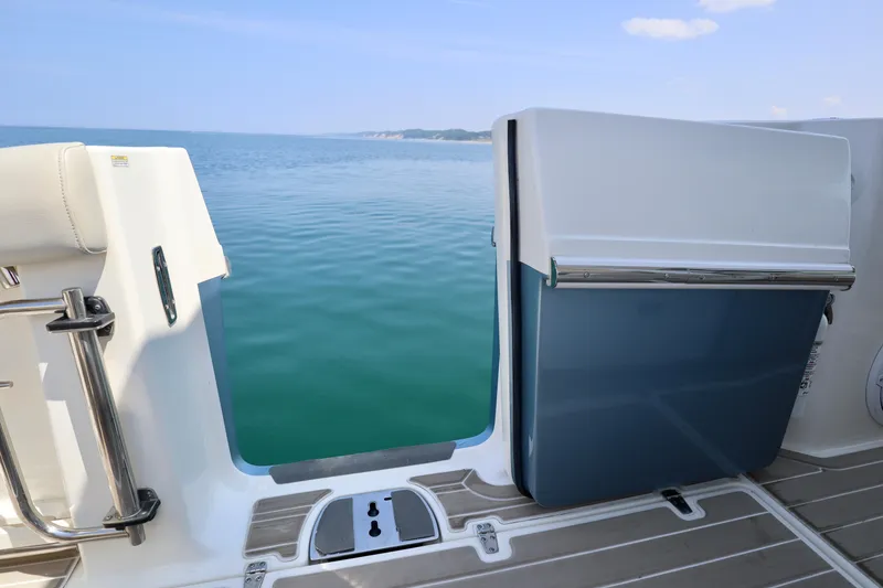 Slide: The Image of Boston Whaler 380 Outrage 2019 - 36