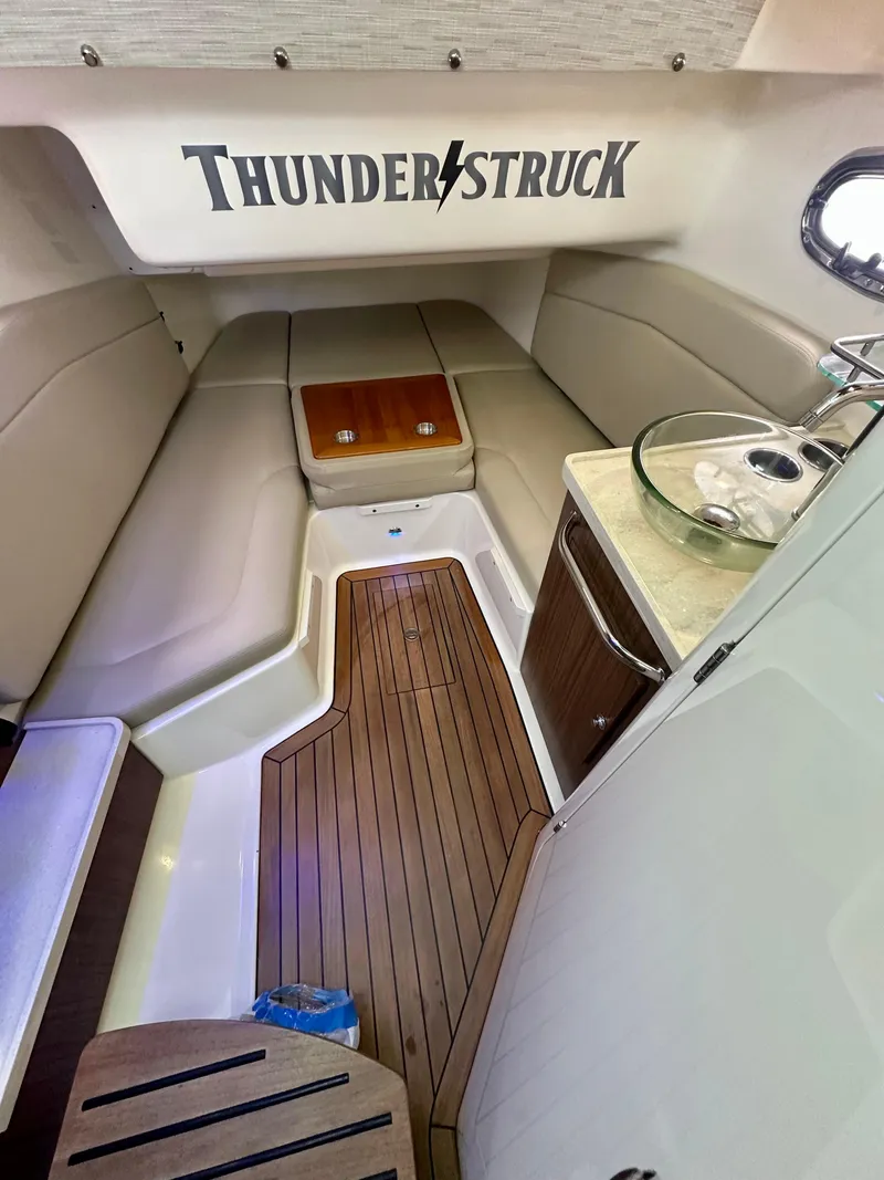 Slide: The Image of Boston Whaler 380 Outrage 2019 - 43