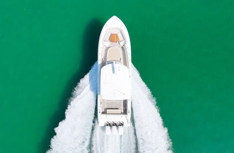 Slide: The Image of Boston Whaler 380 Outrage 2019 - 5