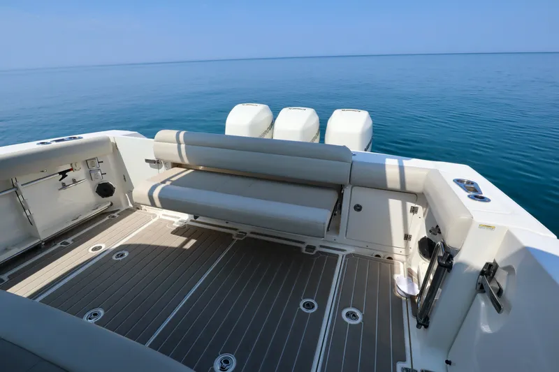 Slide: The Image of Boston Whaler 380 Outrage 2019 - 9