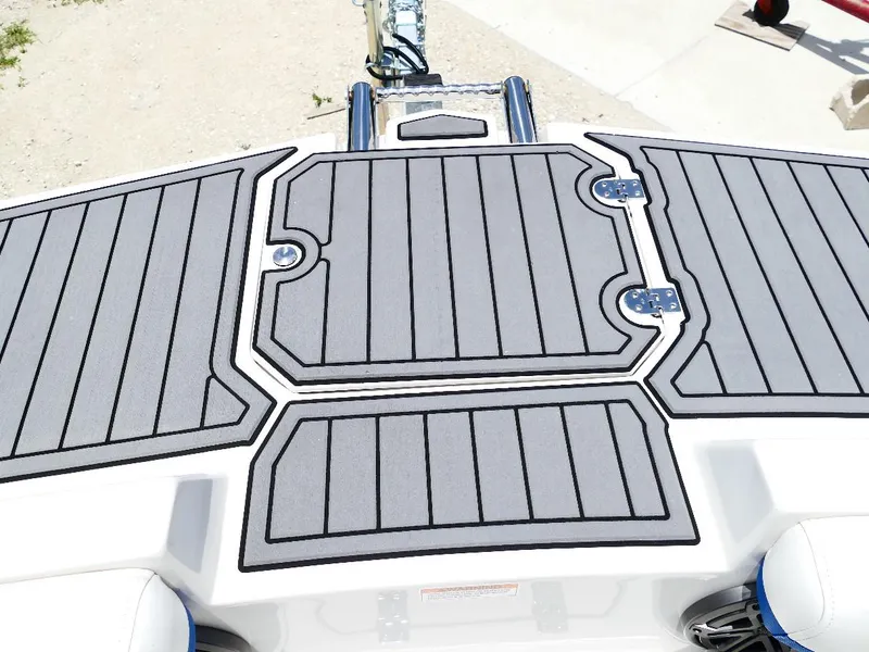 Slide: The Image of 2021 Starcraft SVX 211 OB boat deck with gray non-slip surface. - 34