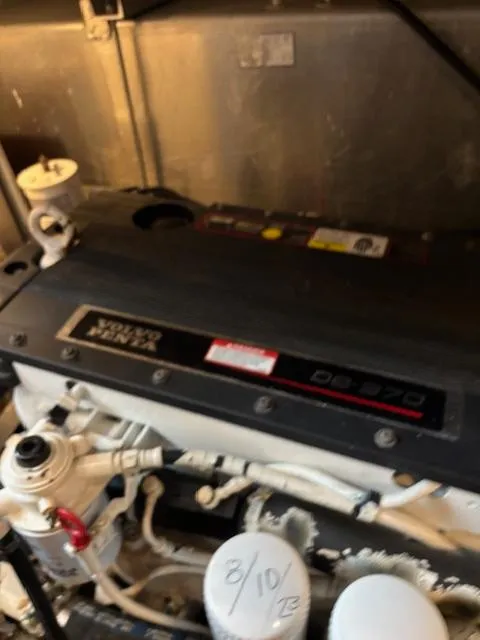 Slide: The Image of Carver 43 Motor Yacht 2006 - 79