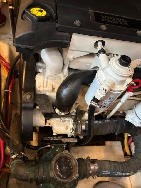 Slide: The Image of Carver 43 Motor Yacht 2006 - 84