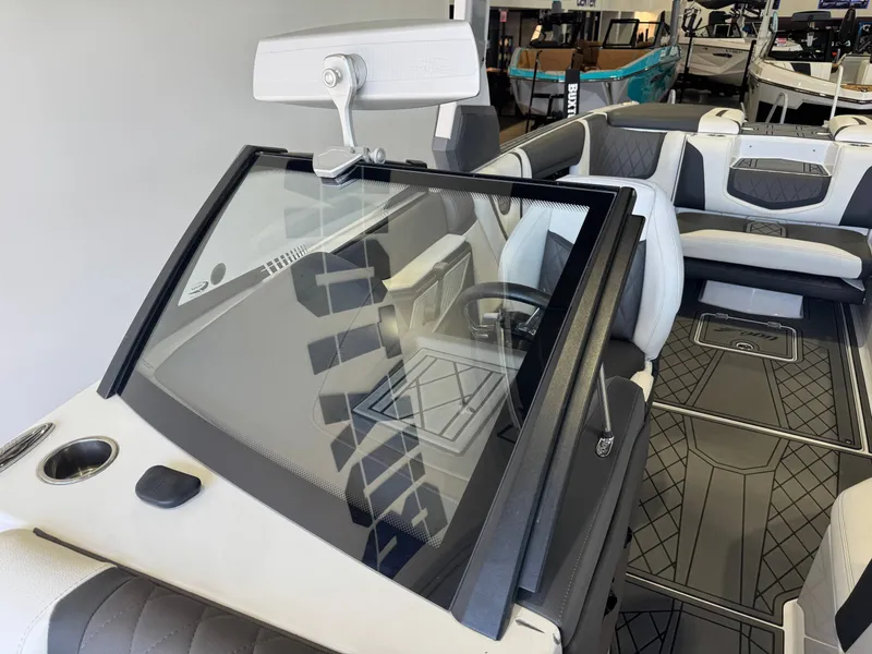 Slide: The Image of Tigé 25ZX 2020 - 20