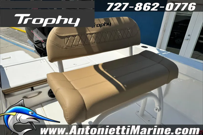 Slide: The Image of Trophy T20 CC 2025 boat seat with tan upholstery at Antonietti Marine. - 14