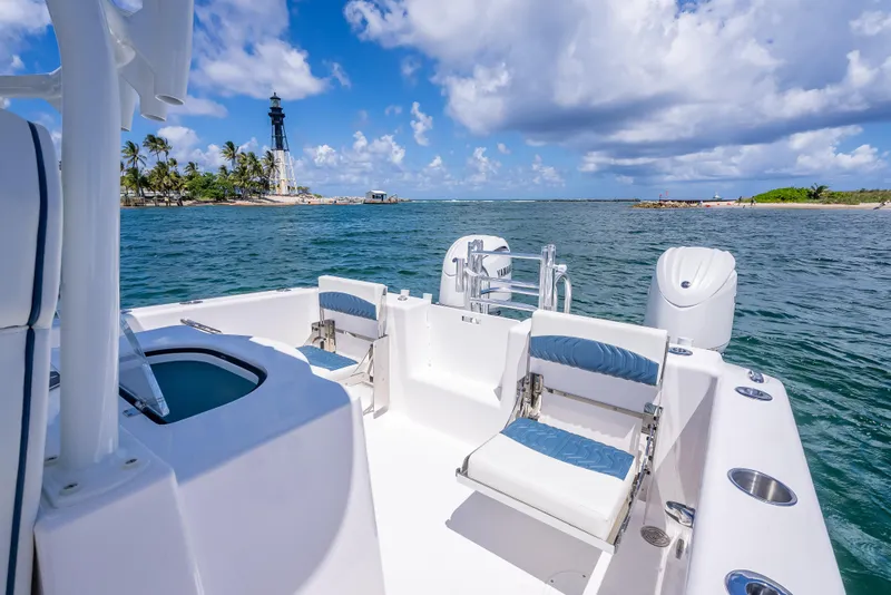 Slide: The Image of Twin Vee 260 GFX2 CC 2026 - 51