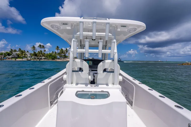 Slide: The Image of Twin Vee 260 GFX2 CC 2026 - 59